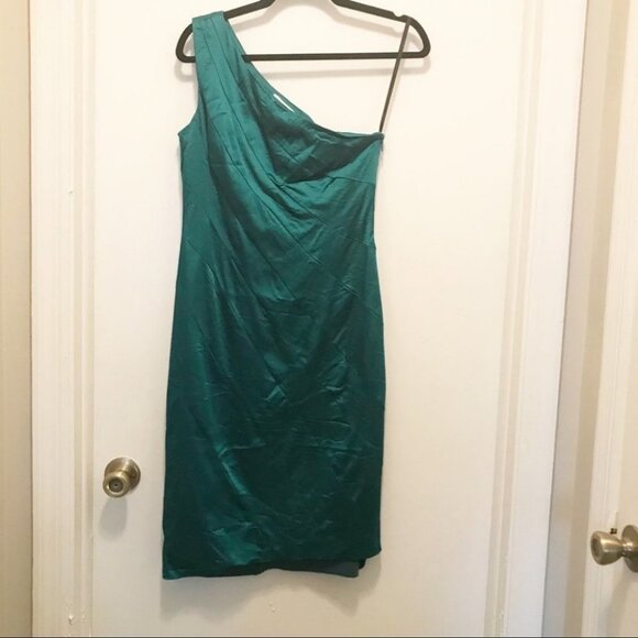 ✨✨5/$10✨✨ Calvin Klein green aquamarine One Shoulder Diagonal Seam Satin Dress - Picture 2 of 9